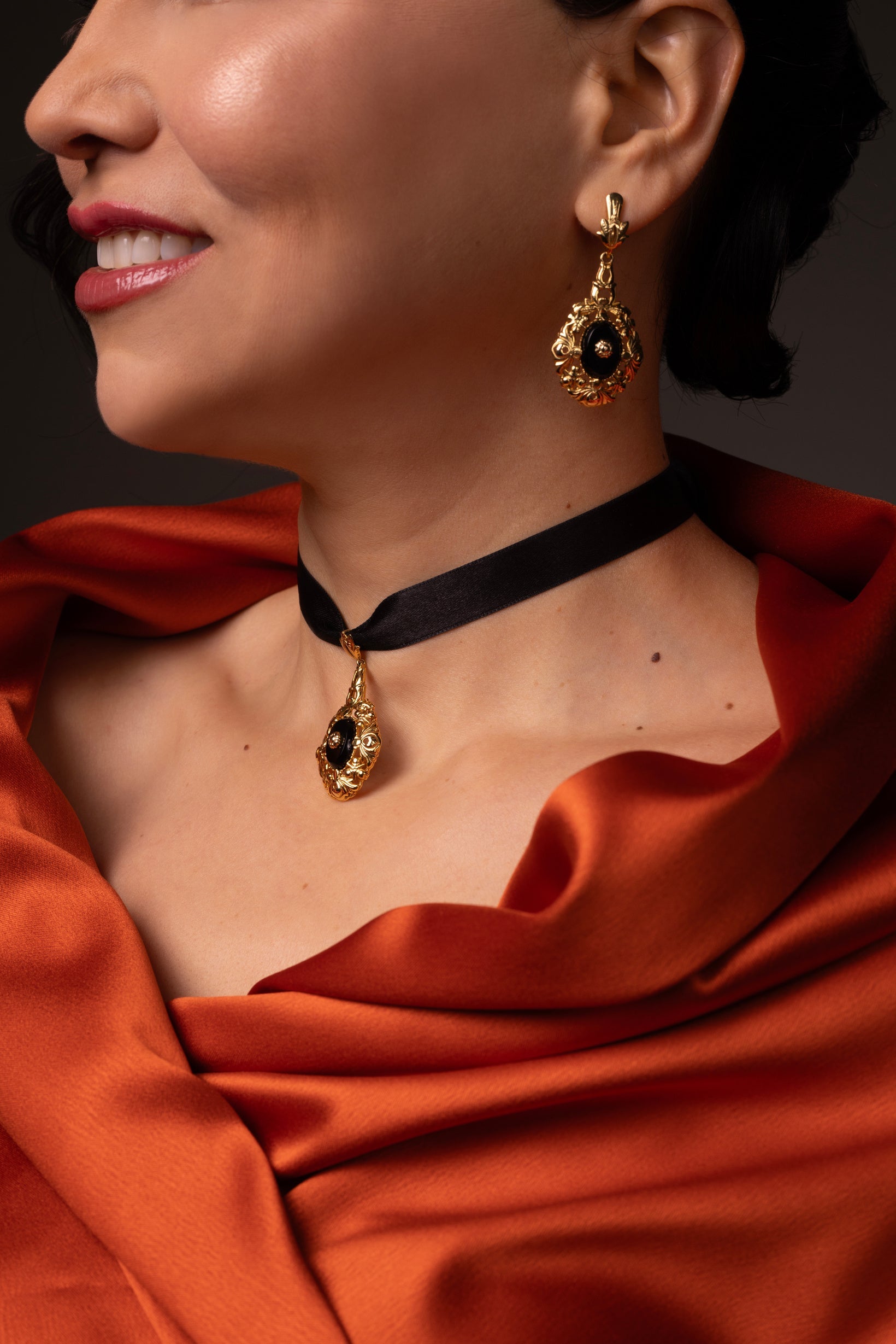 Toska Earrings